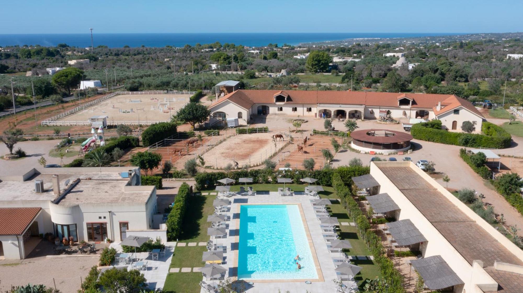 Delle Rose, Hotel & Horse Riding Torre Vado Exterior photo